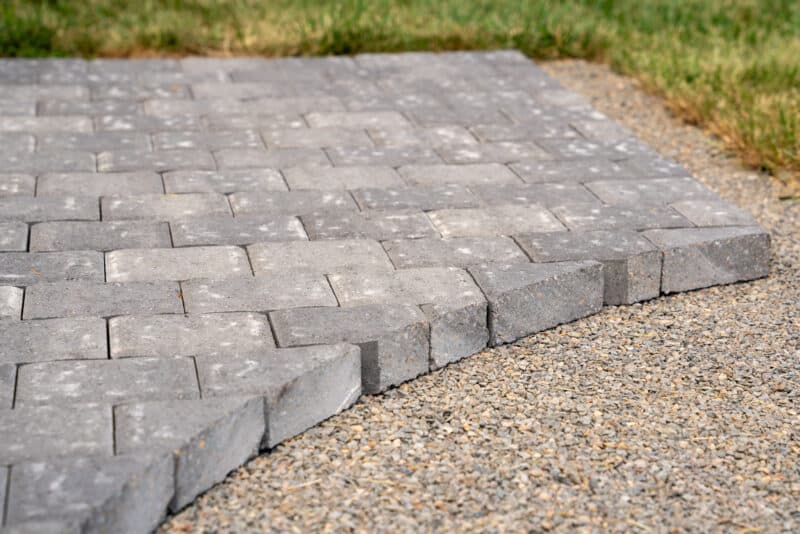 Cutting Pavers Around Curves Pro Tips And Tricks Western Interlock