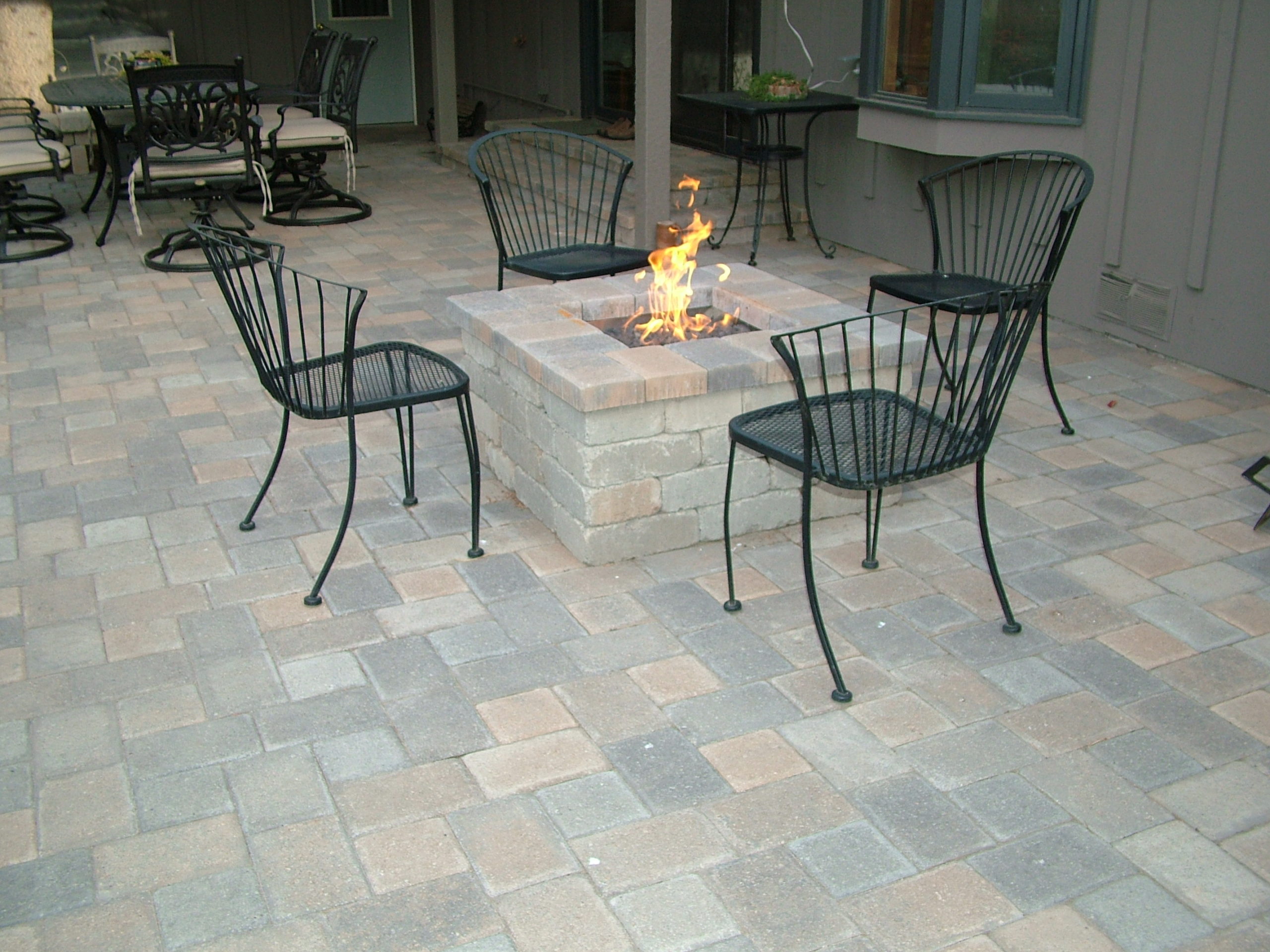 Chateau Firepit