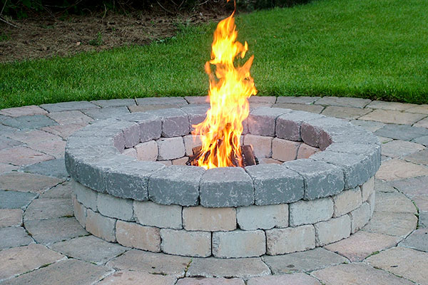 Chateau Wall™ Fire Pit Kit Sandstone Blend Charcoal Cap