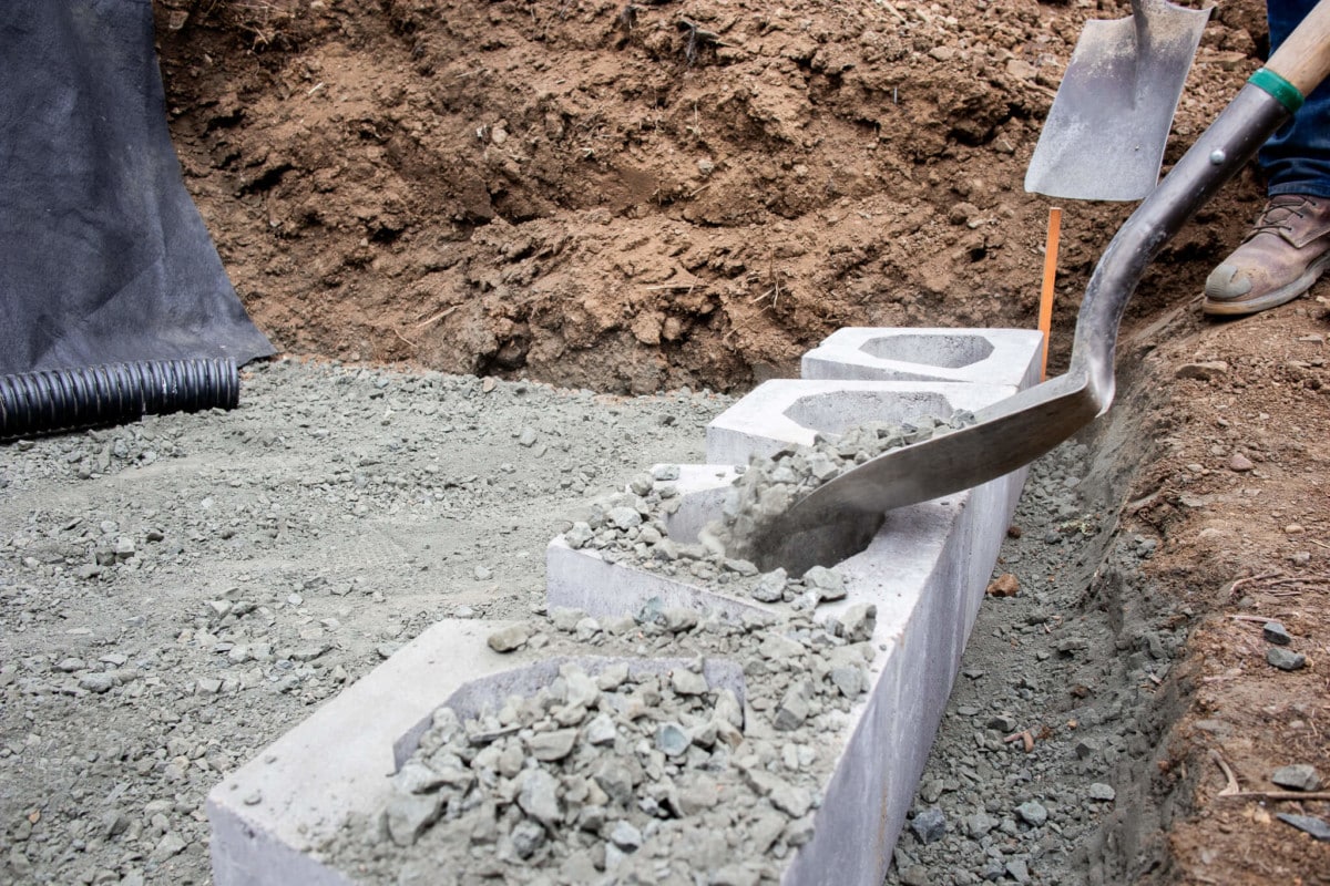 concrete block retaining wall construction details