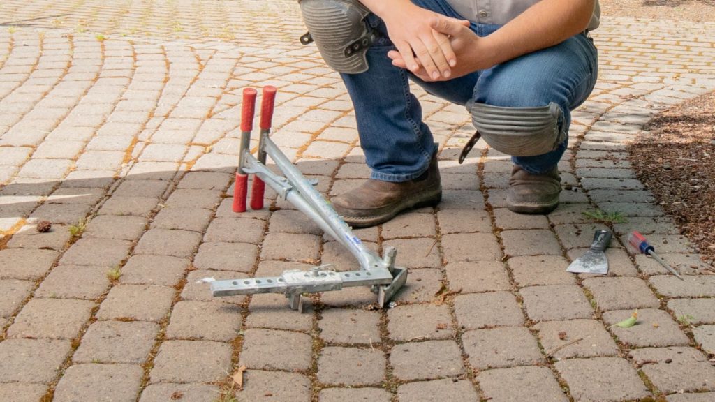 Paver puller