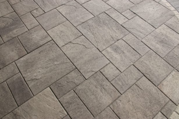 La Pietra™ Moderna | A New Paving Stone | Western Interlock