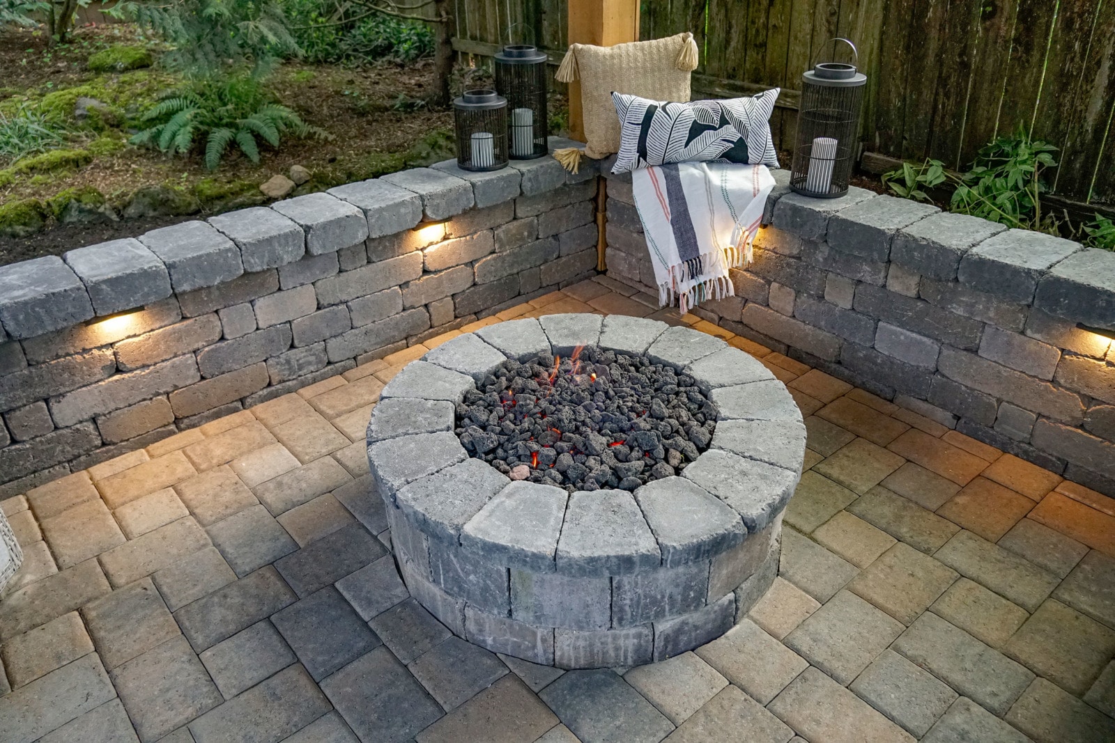 Outdoor Fire Pits from System Pavers