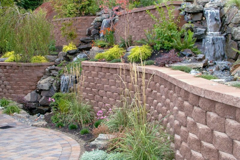 How to Build a Beautiful, Long-Lasting Stone Garden Wall