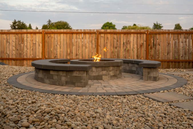 Circular Paver Patio Kit With Fire Pit | Western Interlock