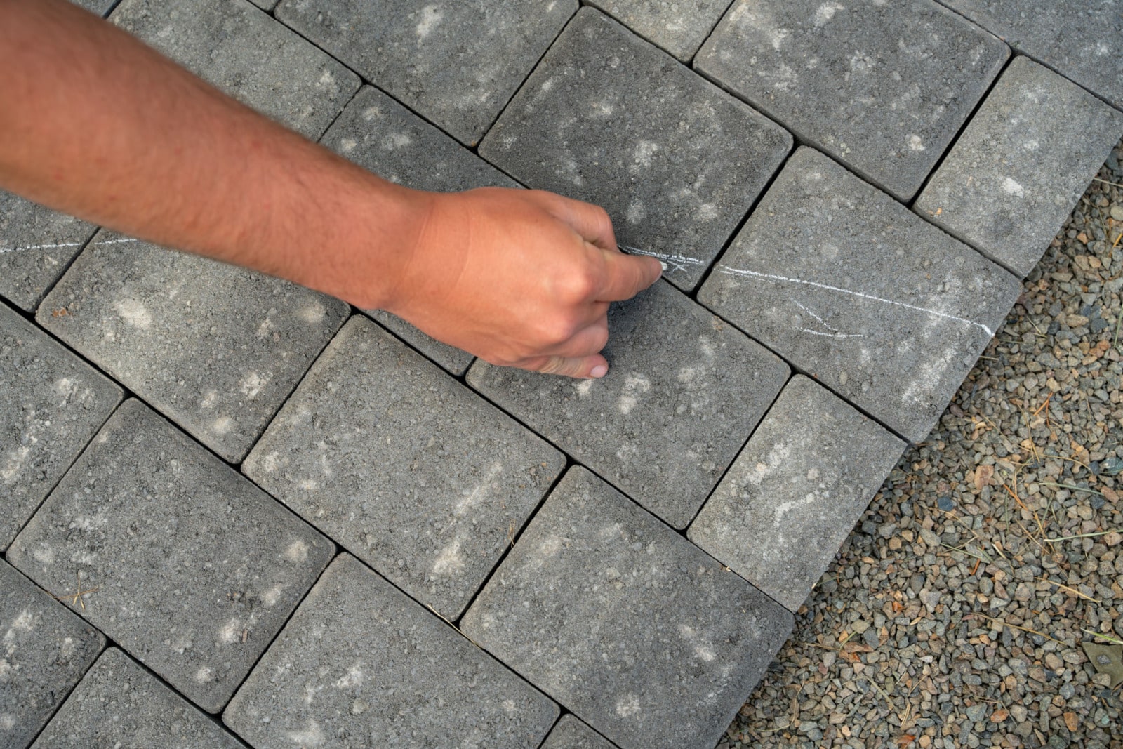 Cutting Pavers Around Curves Pro Tips And Tricks Western Interlock 3413