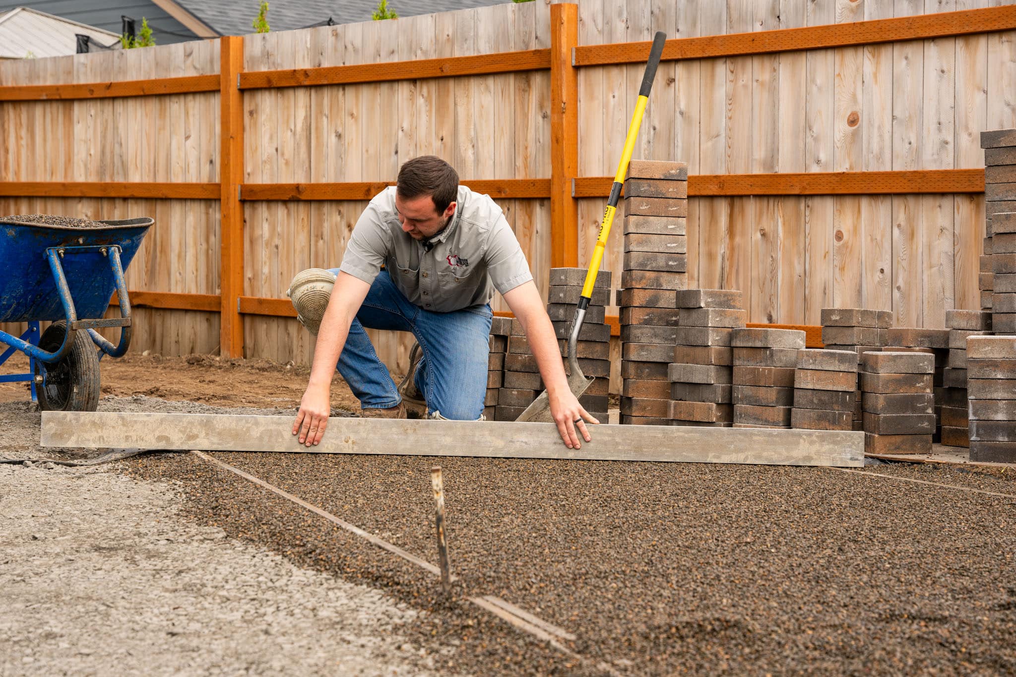 how-to-screed-sand-for-pavers-pro-tips-tools-materials-and-methods