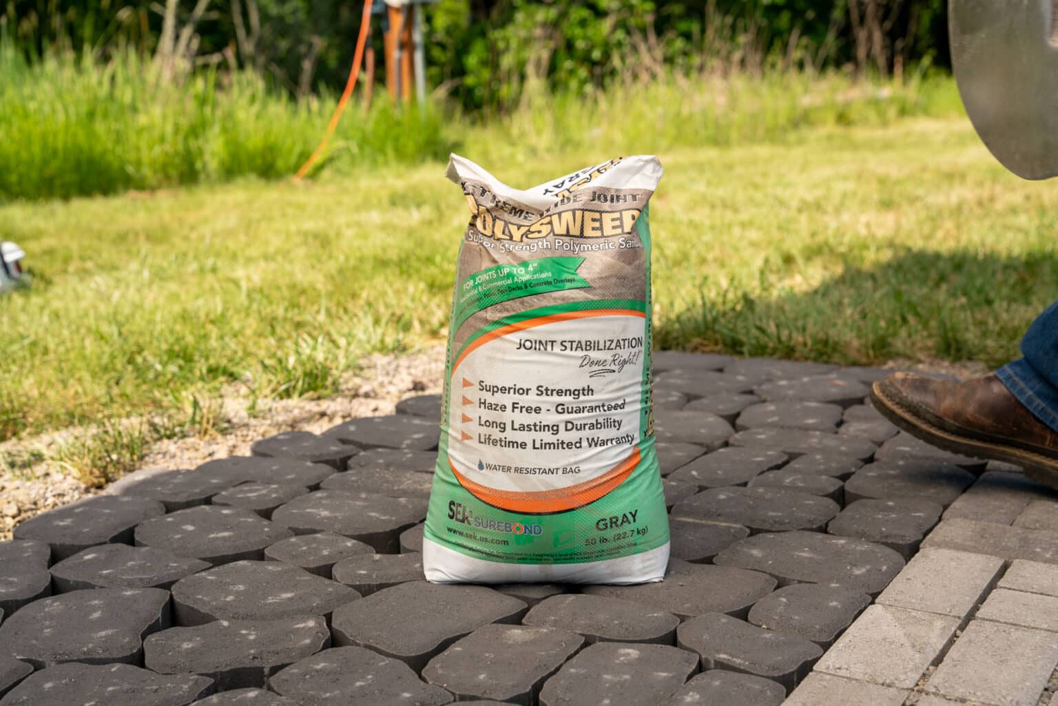 Jointing Compound vs. Polymeric Jointing Sand for Pavers Which Is Better?