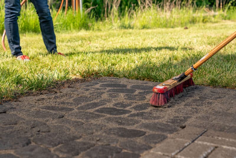 Jointing Compound vs. Polymeric Jointing Sand for Pavers Which Is Better?